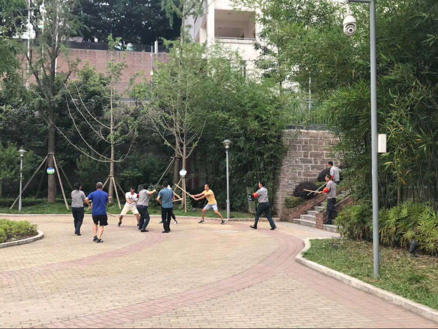世贸小学防暴防恐演练(图3)